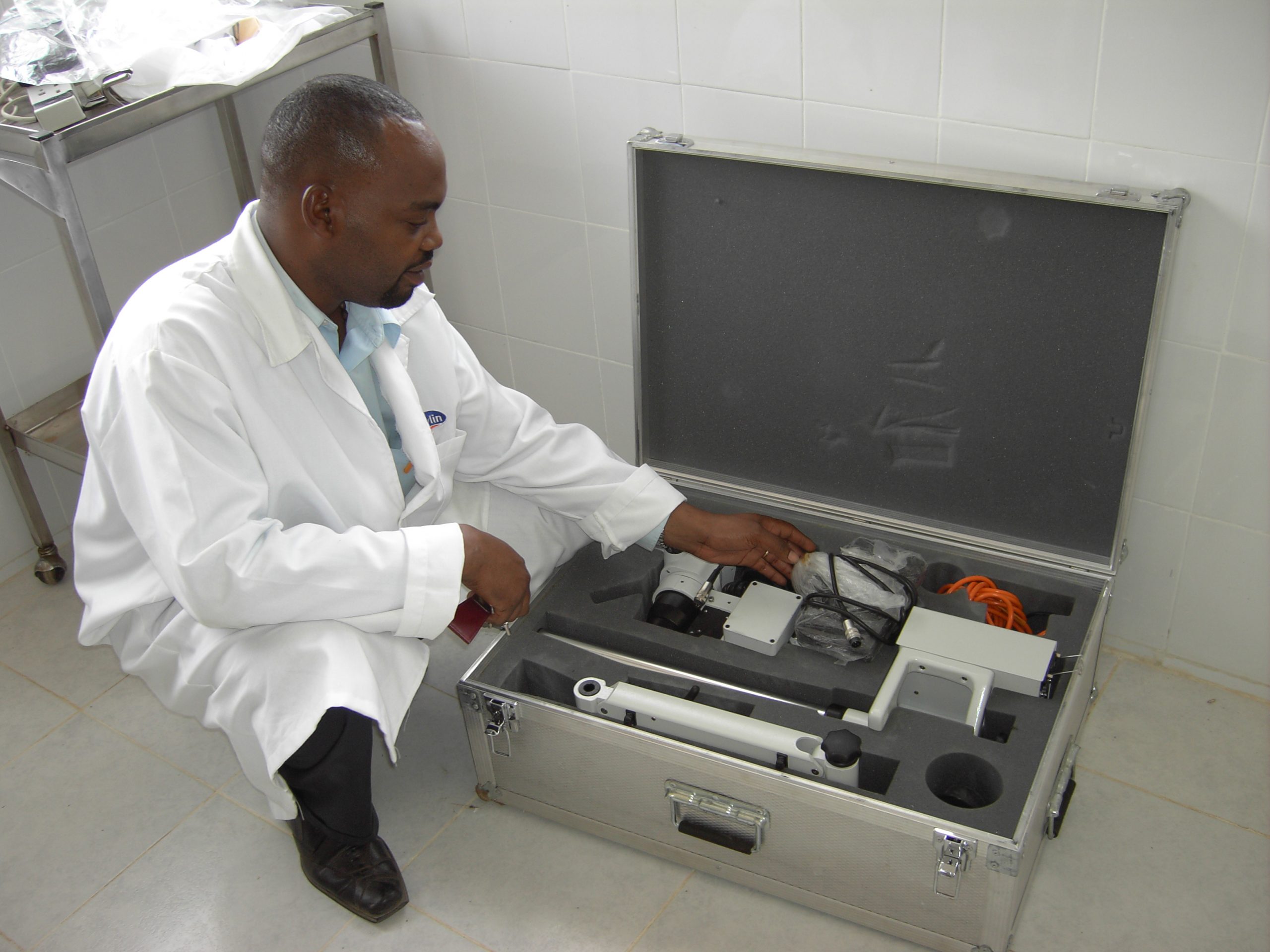 microscope inspection, Mwingi